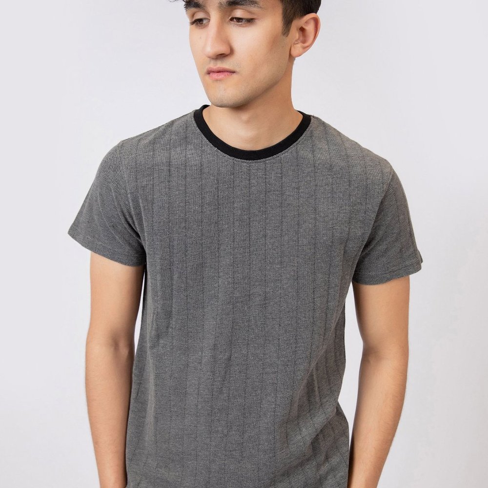 Textured Tee - Picture 4 of 4
